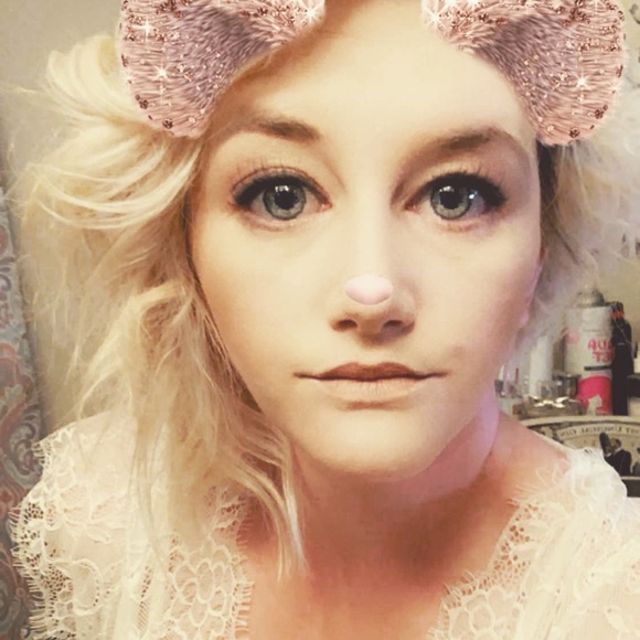 Hi I’m Amanda! - Picture 2 of 2